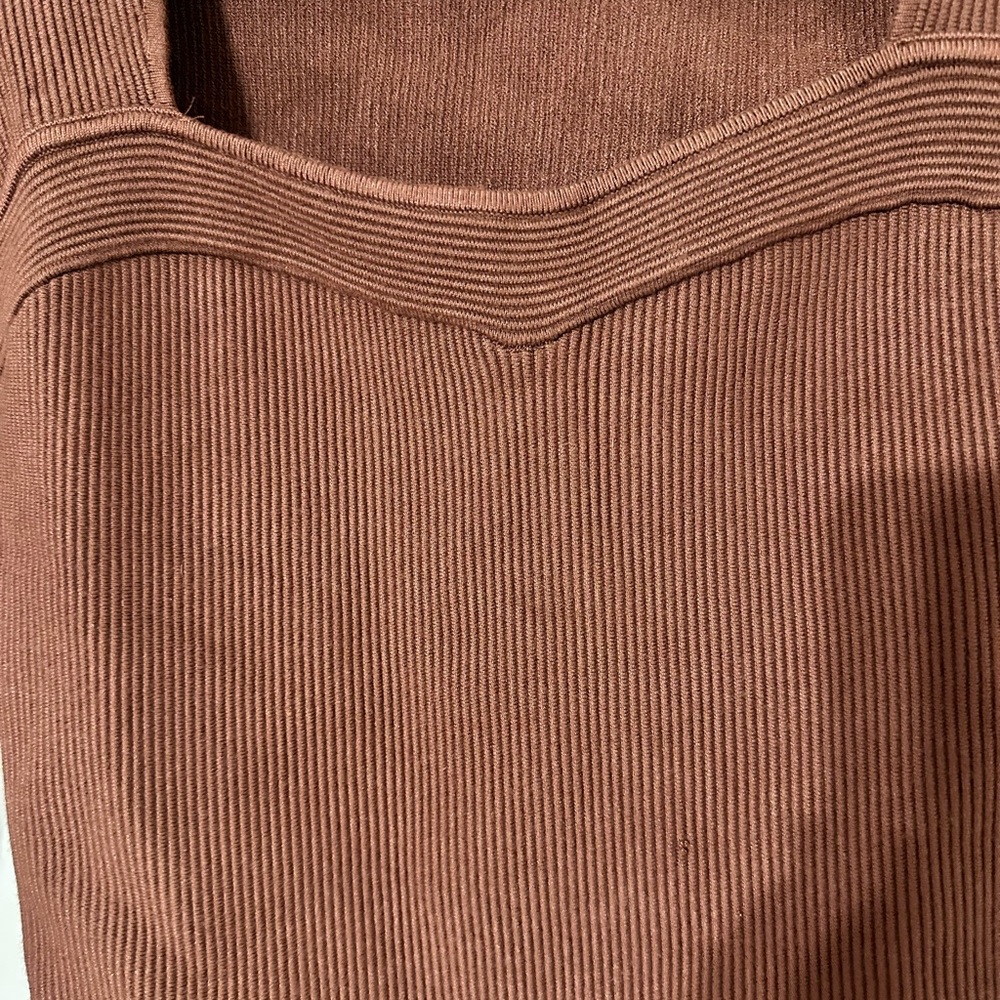 Abercrombie & Fitch Rust Ribbed Knit Top - Picture 2 of 5